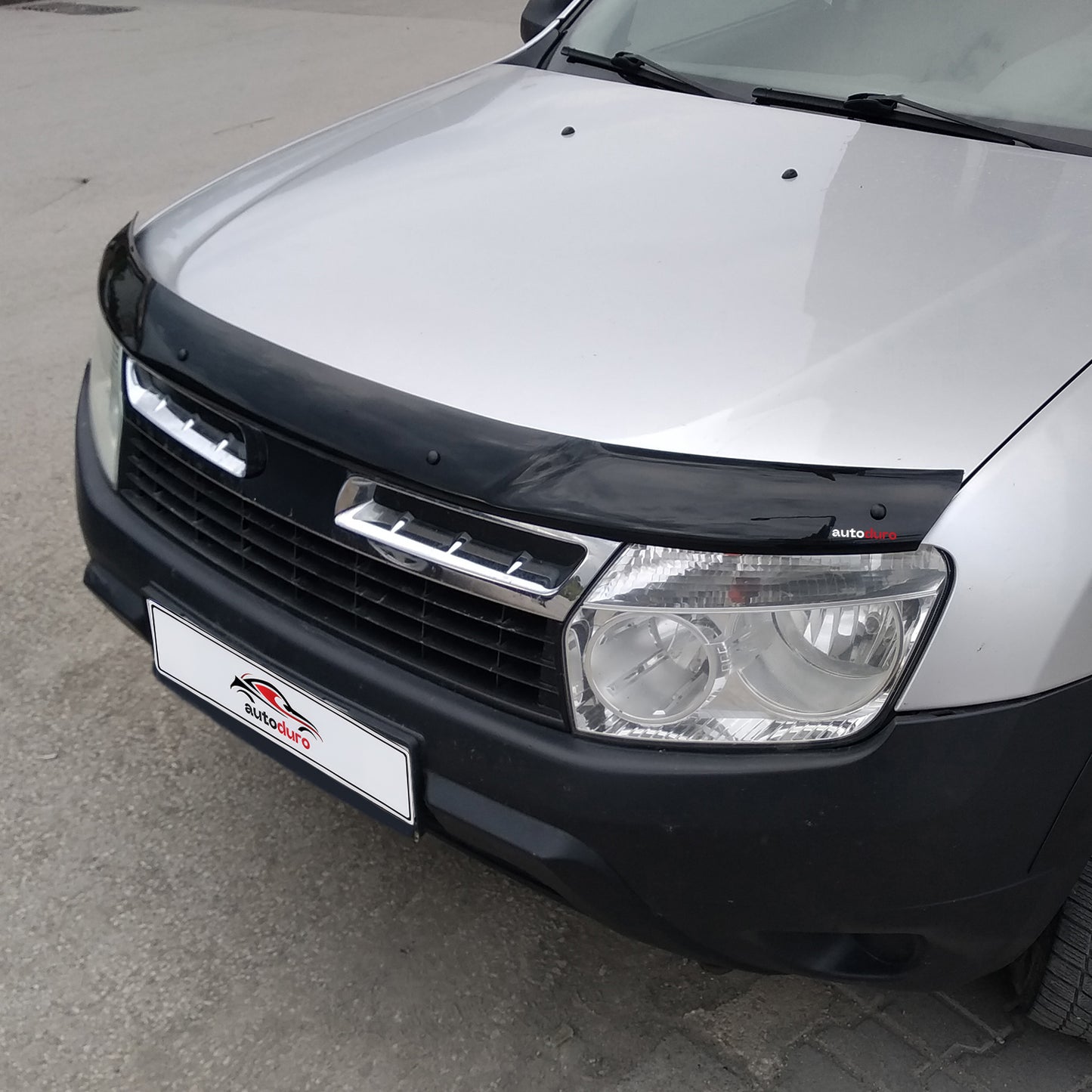 Autoduro Dacia Duster 2010 - 2017 Bonnet Deflector 4mm - 30210210-010409-40010101_10