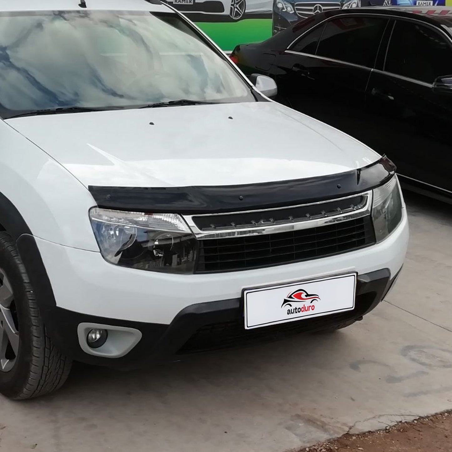 Autoduro Dacia Duster 2010 - 2017 Bonnet Deflector 4mm - 30210210-010409-40010101_5