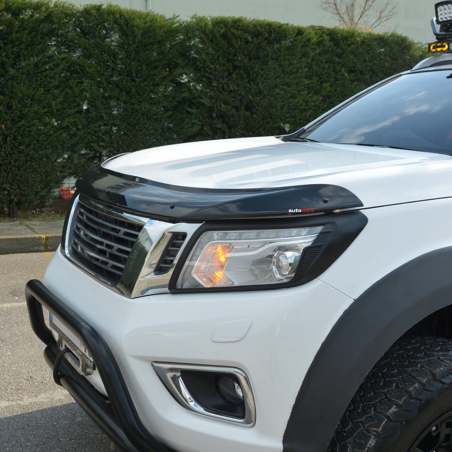 Autoduro Nissan Navara 2016 - 2021 Bonnet Deflector 3mm - 30580216-010409-30010101_5