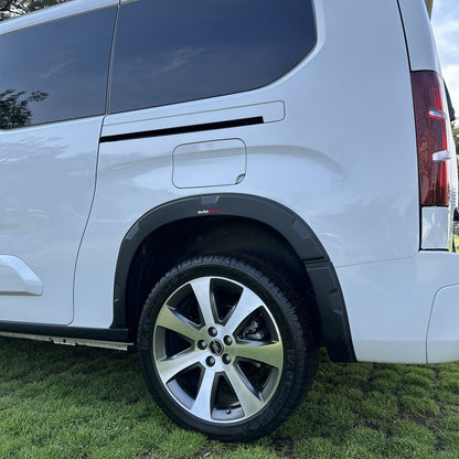Autoduro Opel Combo 2018 Onwards Fender Flares - 32590918-010023-20010402_6