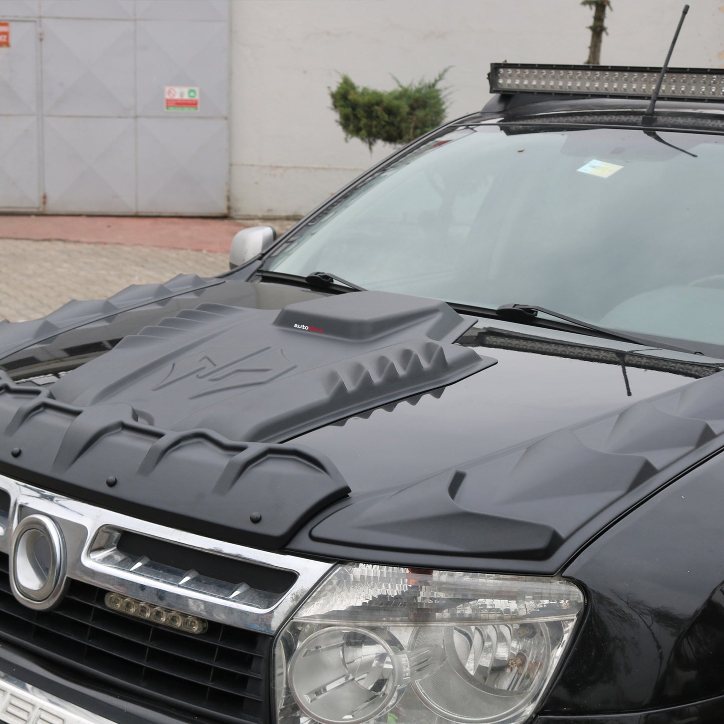 Autoduro Dacia Duster 2010 - 2017 Bonnet Scoop - 38210210-010409-30090402_6