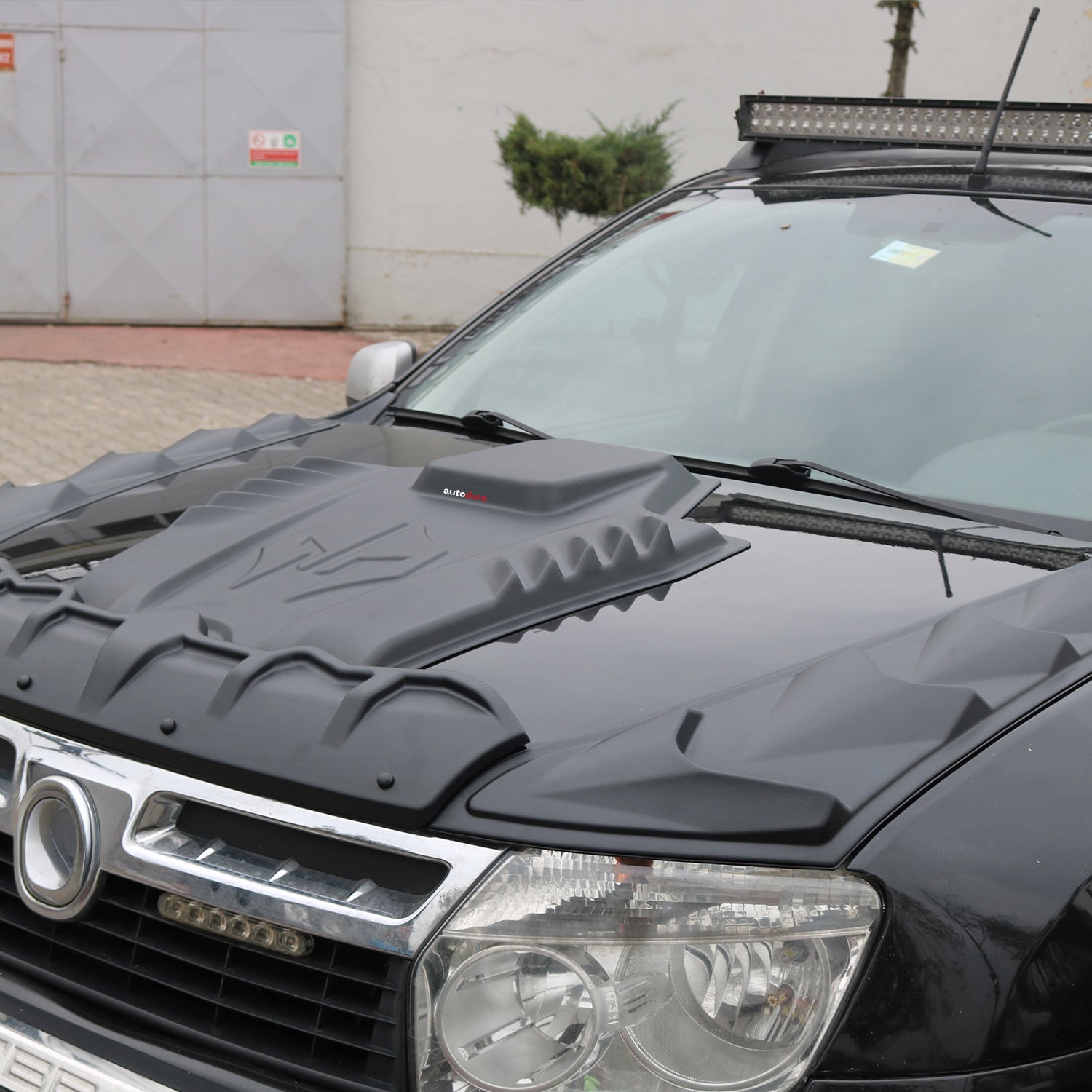 Autoduro Dacia Duster 2010 - 2017 Bonnet Scoop - 38210210-010409-30090402_6