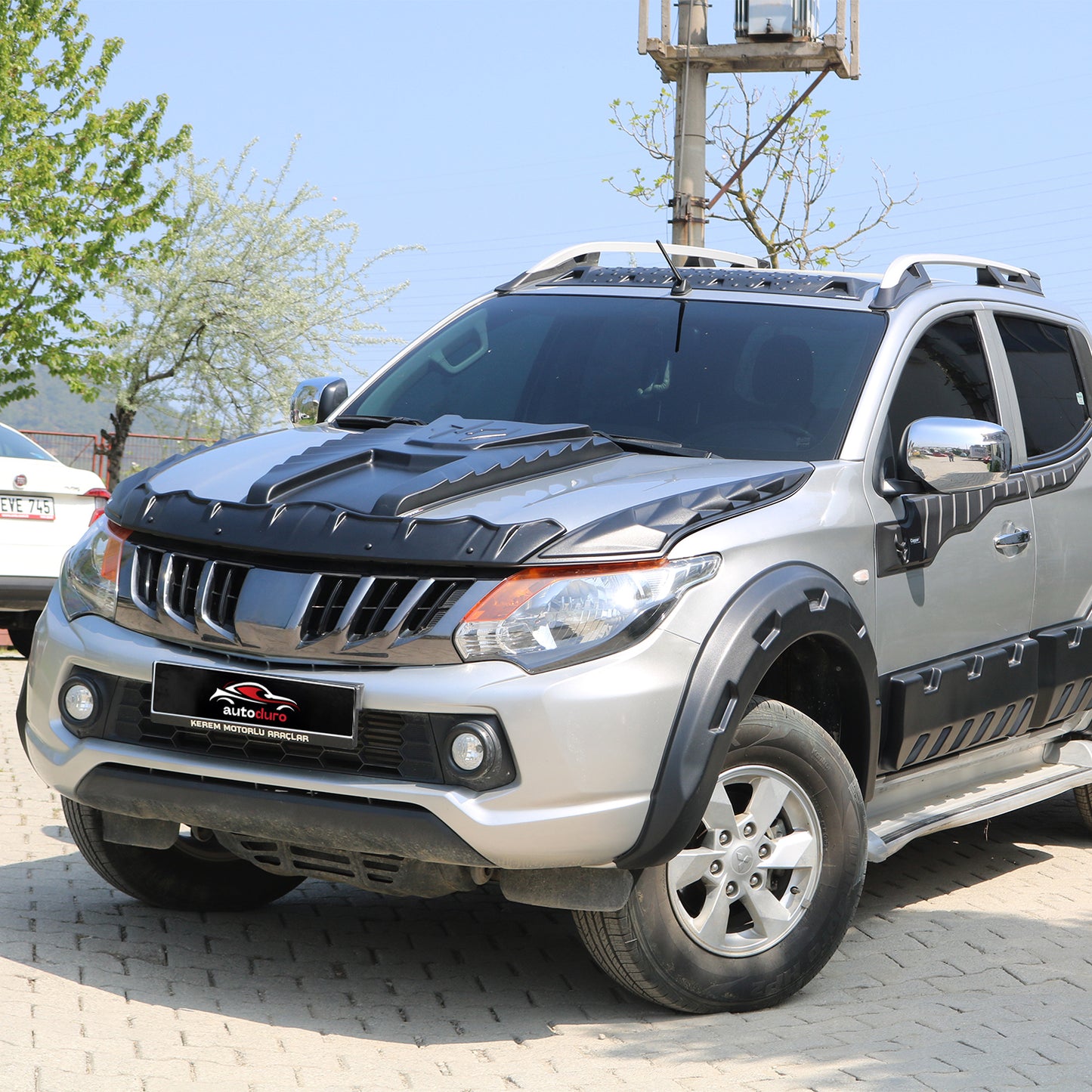 Autoduro Mitsubishi L200 2015 - 2019 Bonnet Scoop - 38570415-010409-20090402_2