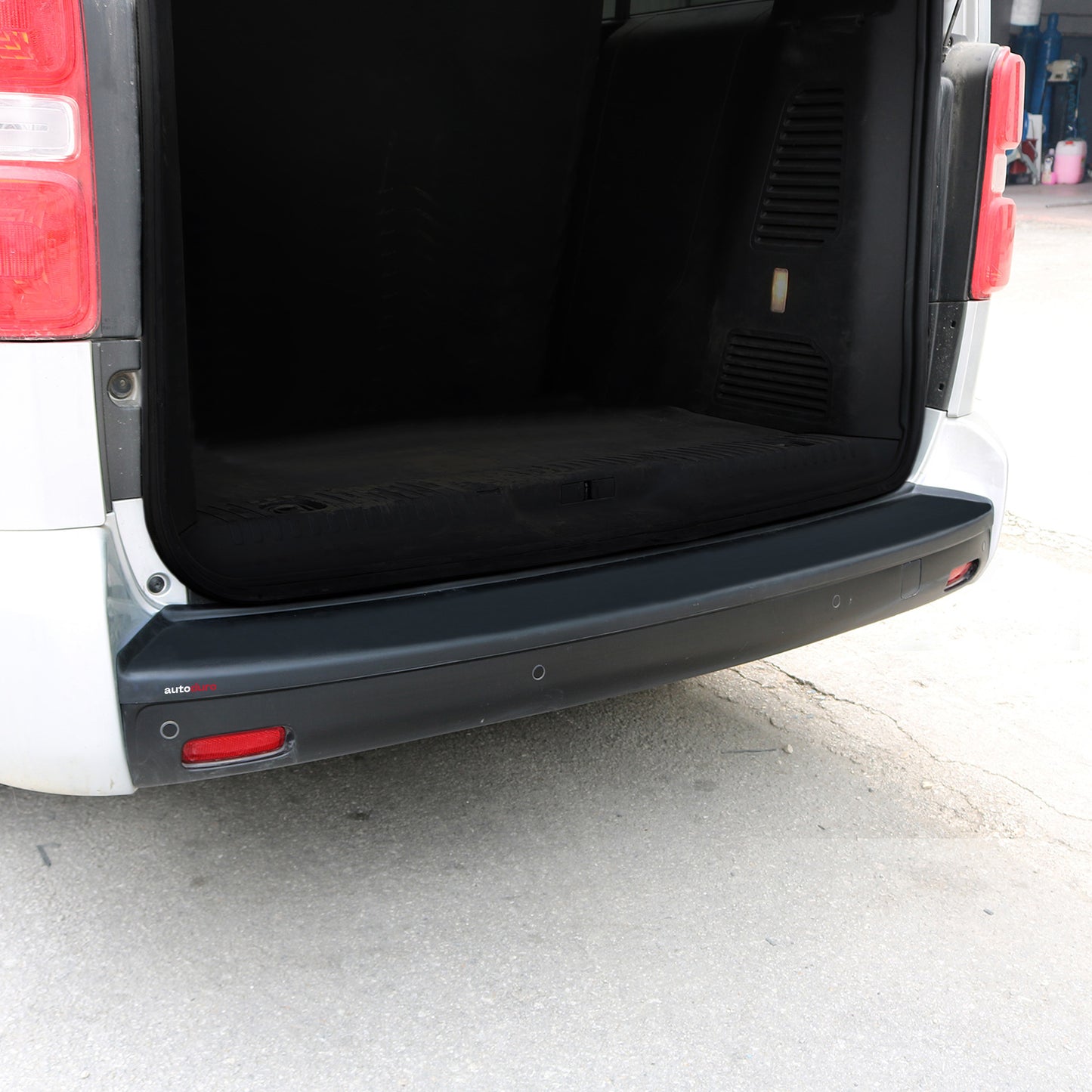Autoduro Citroen Jumpy 2017 Onwards Rear Bumper Sill Protector Matt - 39200617-010500-20010402_5