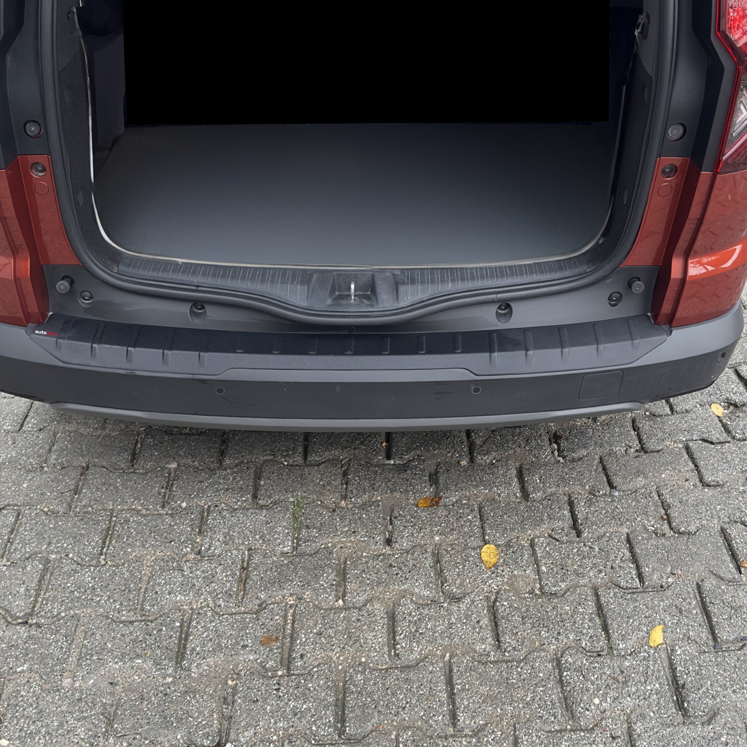 Autoduro Dacia Jogger 2022 Onwards Rear Bumper Sill Protector Matt - 39210723-010500-20010401_17