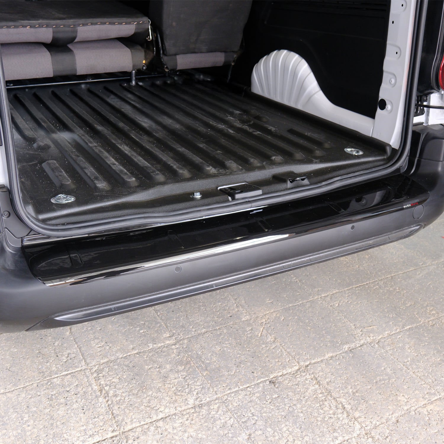Autoduro Peugeot Partner Tepee 2019 Onwards Rear Bumper Sill Protector Gloss - 39610419-010500-20010101_10