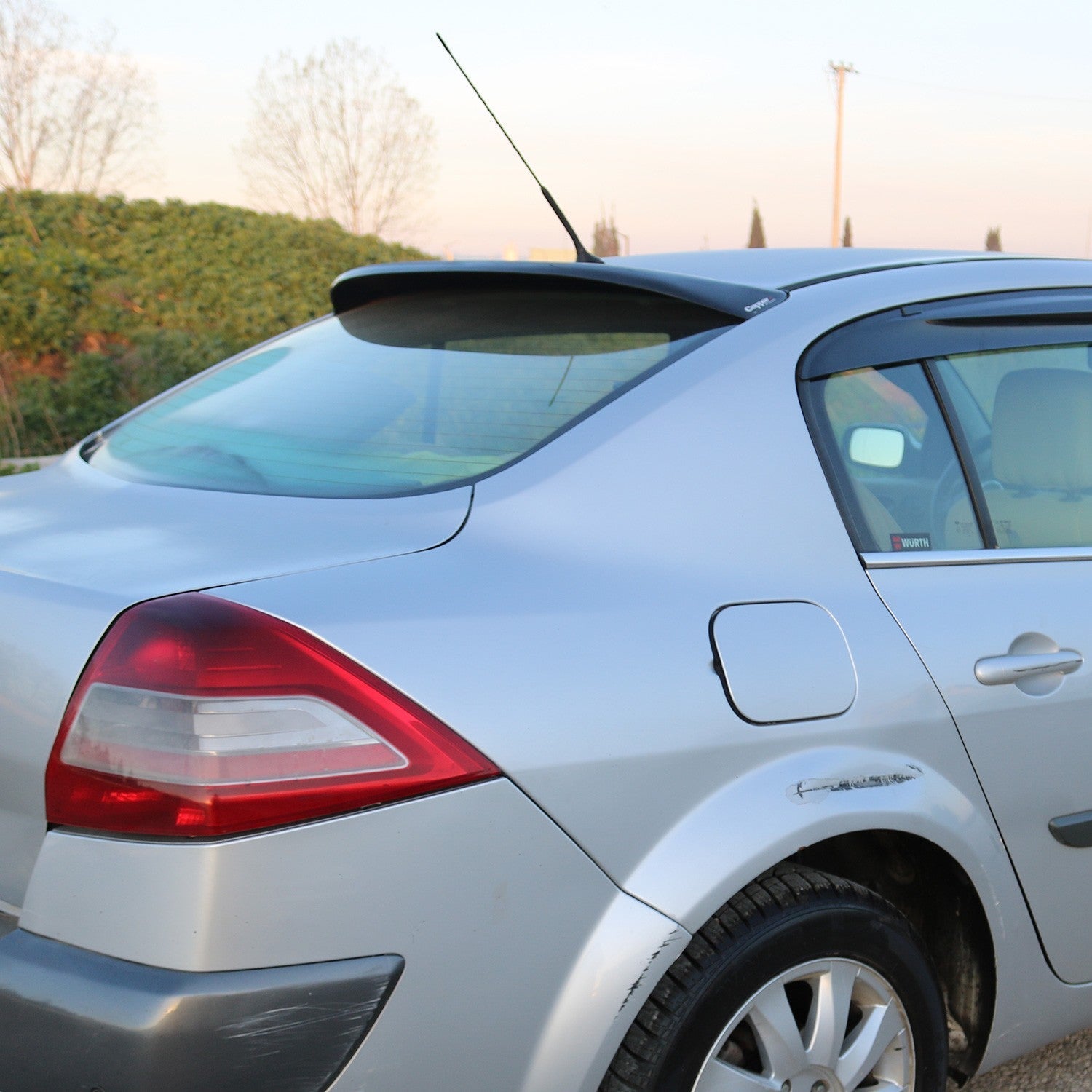 Renault Megane 2003 - 2008 Rear Window Spoiler