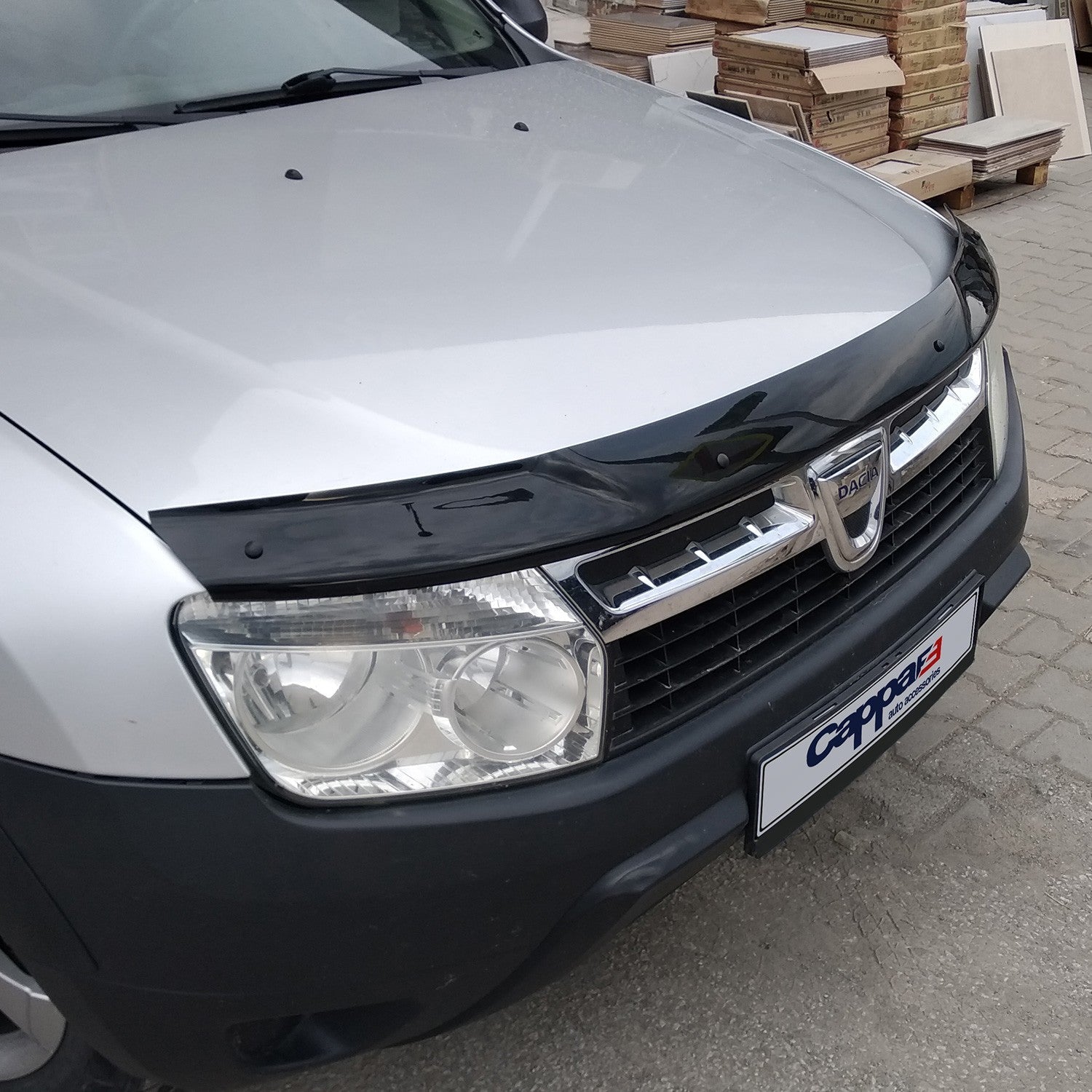 Dacia Duster 2010 - 2017 Bonnet Deflector 4mm