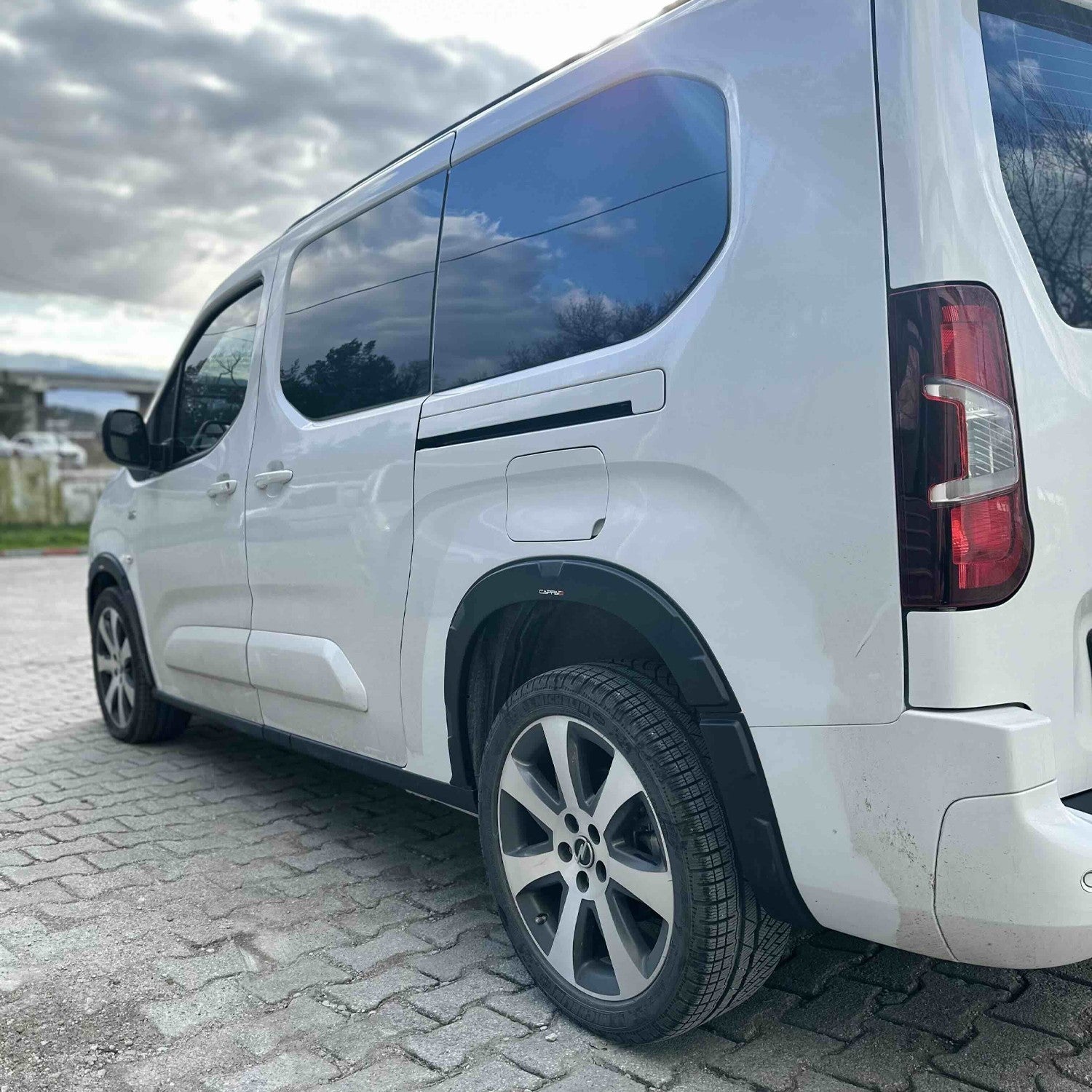 Opel Combo 2018 Onwards Fender Flares