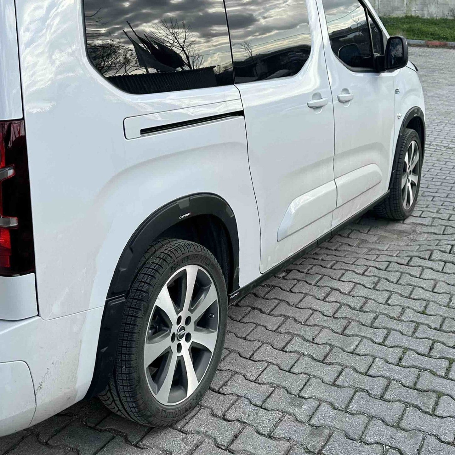 Opel Combo 2018 Onwards Fender Flares