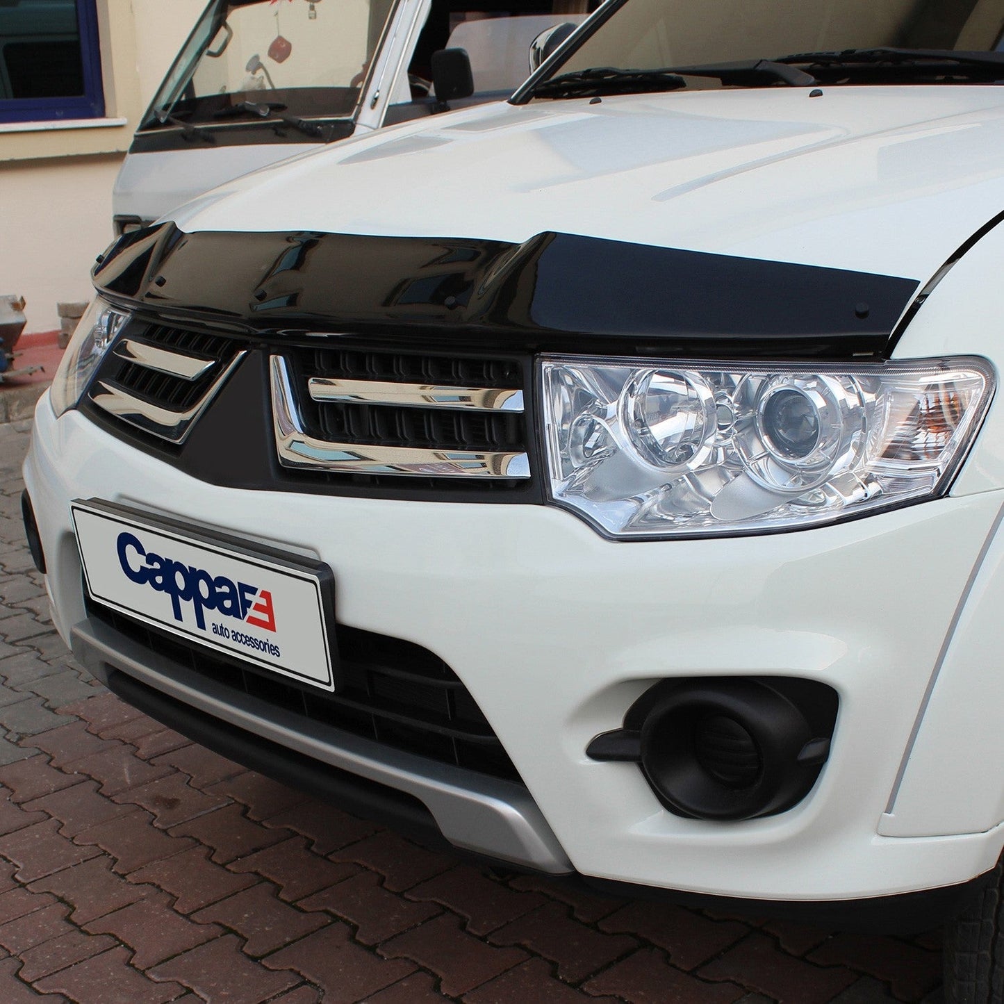 Mitsubishi L200 2007 - 2015 Bonnet Deflector 4mm